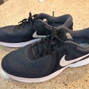 Men’s black Nike - size 14 -